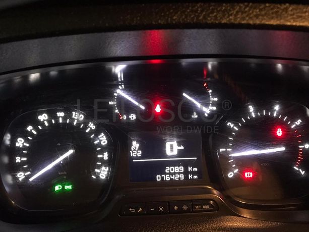 Opel Vivaro 1.5 CDTI · Ano 2021