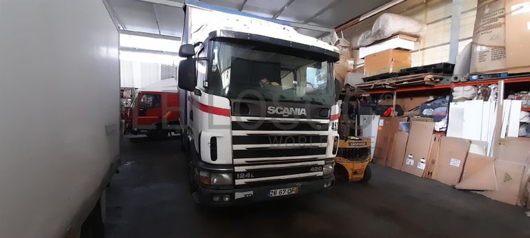 Scania 420 124L