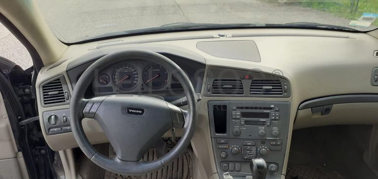 Volvo S60 2.4 D5 · Ano 2003