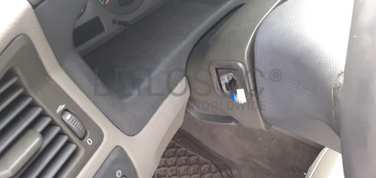 Volvo S60 2.4 D5 · Ano 2003