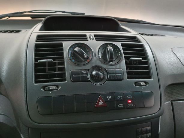 Mercedes-Benz Vito 2.2 CDI · Ano 2011