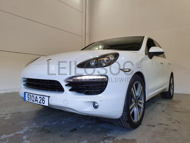 Porsche Cayenne 3.0D · Ano 2013