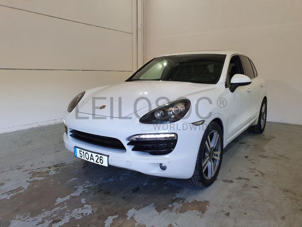 Porsche Cayenne 3.0D · Ano 2013