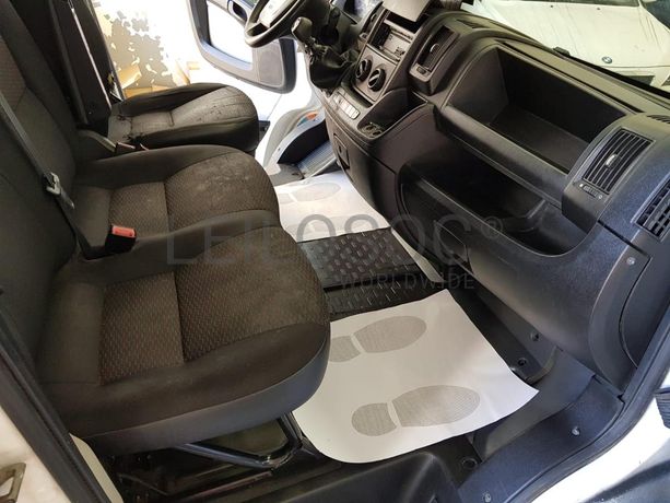 Peugeot Boxer Van (250) 2.2 HDI · Ano 2014