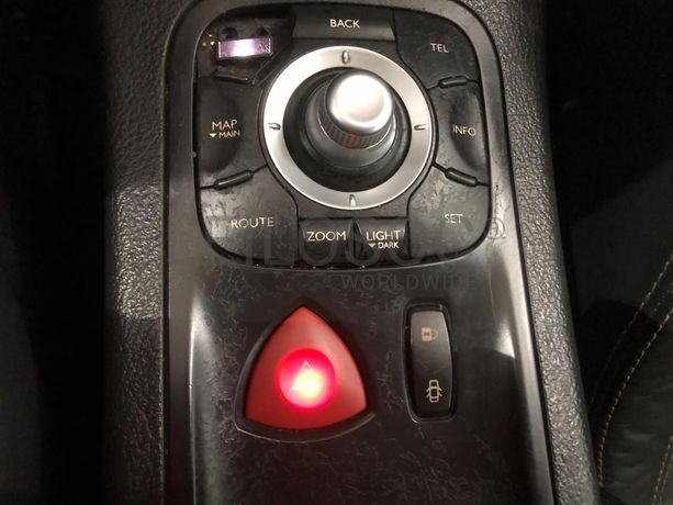 Renault Laguna 2.0 DCI · Ano 2007