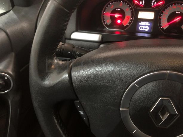 Renault Laguna 2.0 DCI · Ano 2007