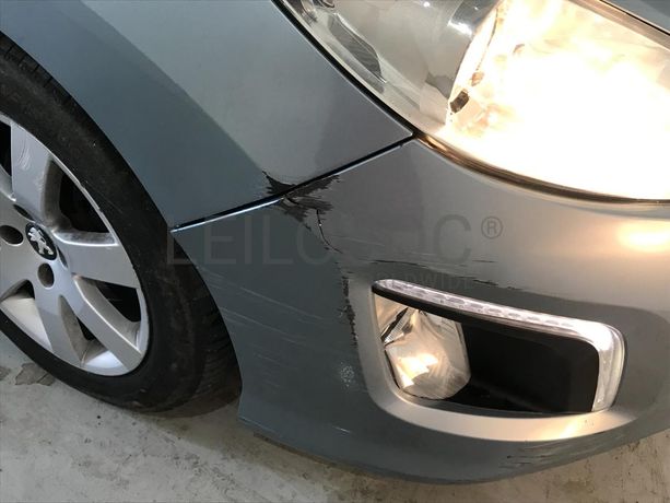 Peugeot 308 1.6 HDI · Ano 2013