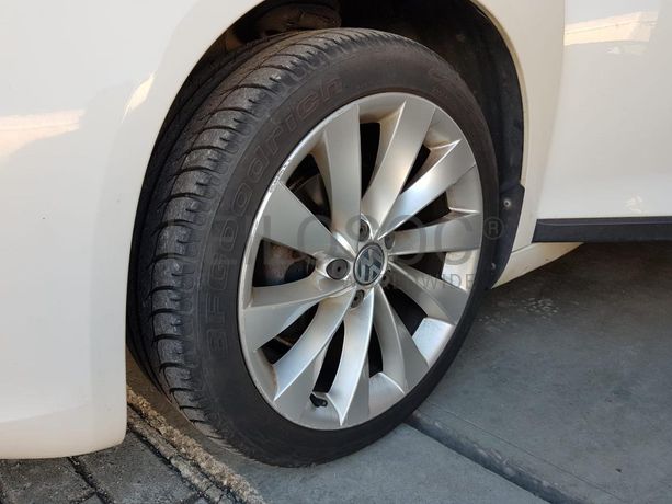 Volkswagen Scirocco 2.0 TDI · Ano 2011