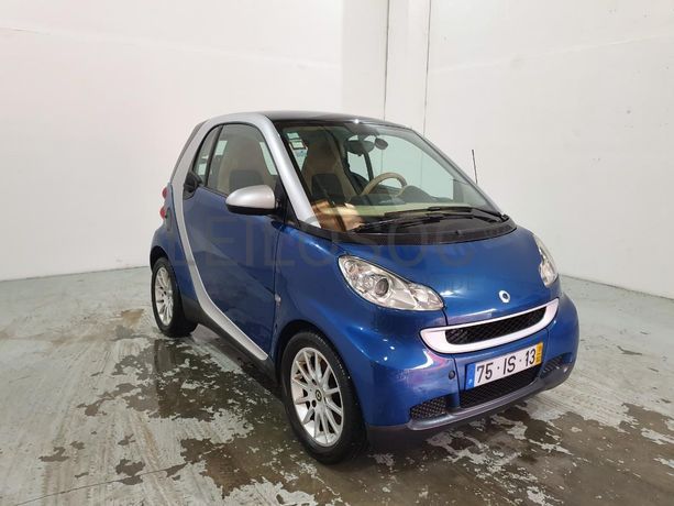 Smart Fortwo Coupé 0.8 CDI · Ano 2010