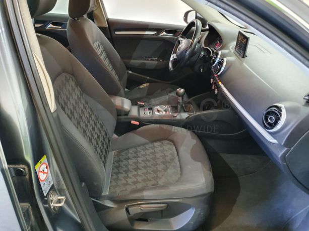 Audi A3 1.6TDI · Ano 2013