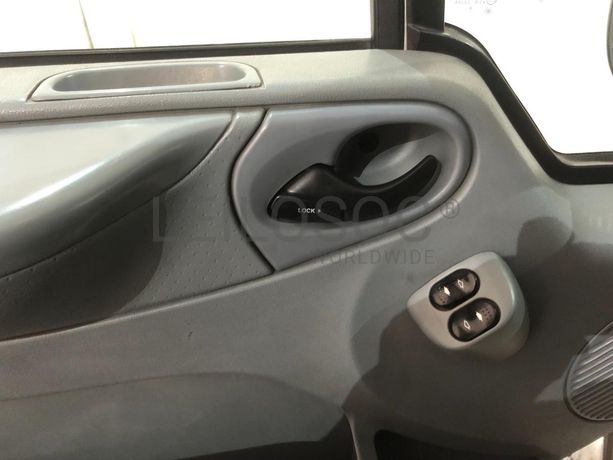 Ford Transit · Ano 2006