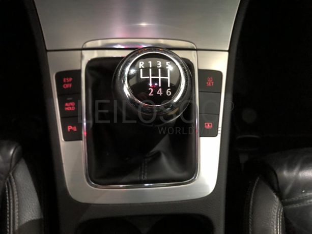 Volkswagen Passat 2.0TDI · Ano 2008