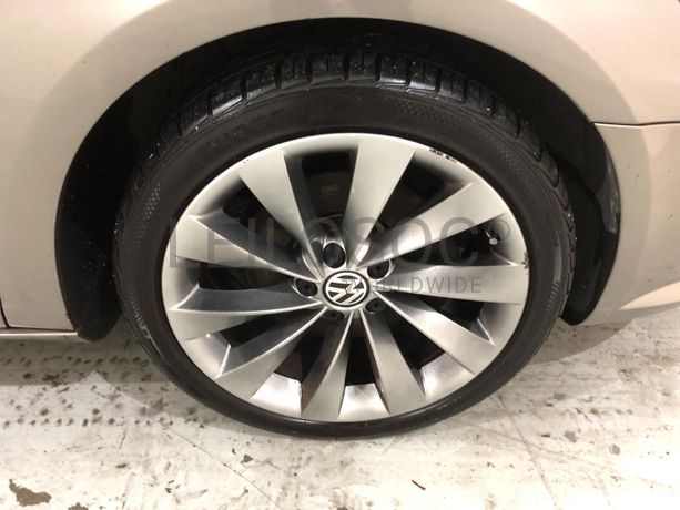 Volkswagen Passat 2.0TDI · Ano 2008