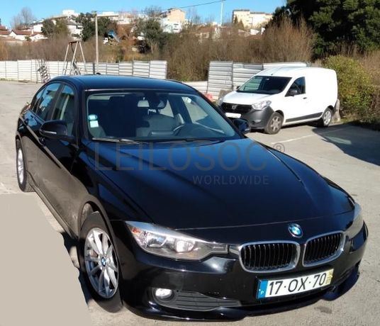 BMW 318D 2.0 · Ano 2014