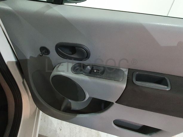 Renault Modus 1.5 DCI · Ano 2006