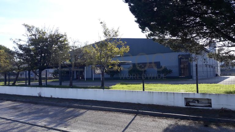 Armazém Industrial · Marinha Grande
