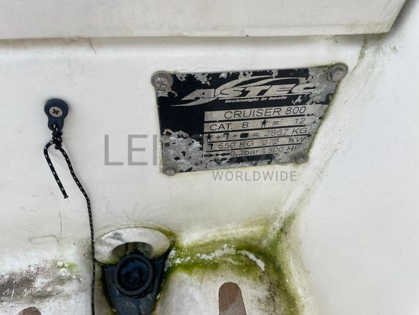 Embarcação Gladiador Day Cruiser · Ano 2009