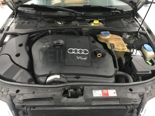 Audi A4 1.9 TDI · Ano 2000