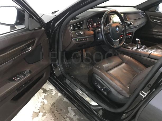 BMW 750 LD X-Drive · Ano 2013