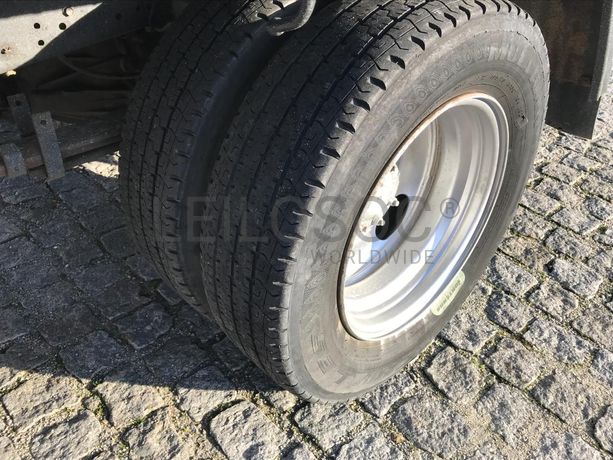 Toyota Dyna 2.5 D4D · Ano 2005