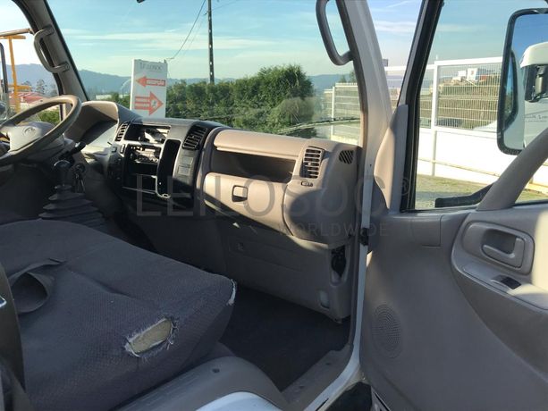 Toyota Dyna 2.5 D4D · Ano 2005