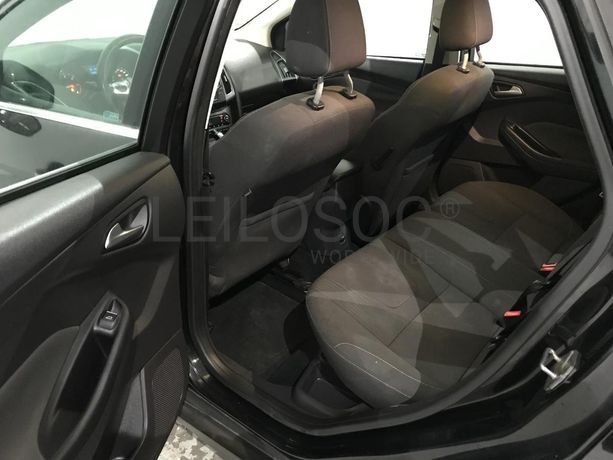 Ford Focus 1.6TDCI · Ano 2011