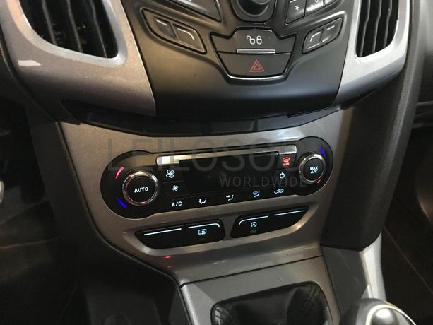 Ford Focus 1.6TDCI · Ano 2011