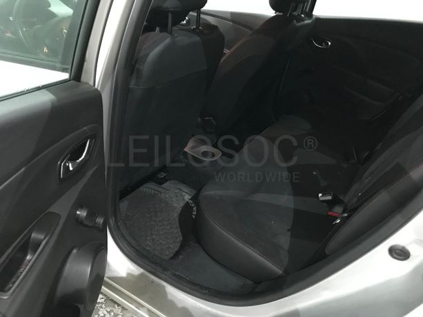 Renault Clio 1.5 DCI · Ano 2014