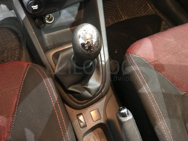 Renault Clio 1.5 DCI · Ano 2014