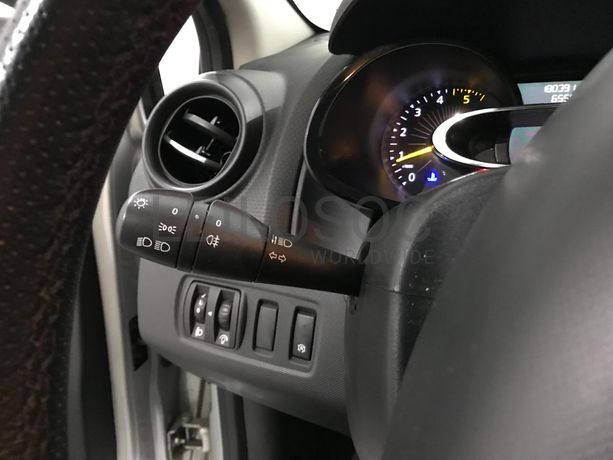 Renault Clio 1.5 DCI · Ano 2014