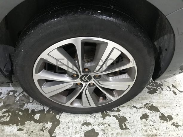 Citroën C4 Grand Picasso 1.6 HDI · Ano 2014