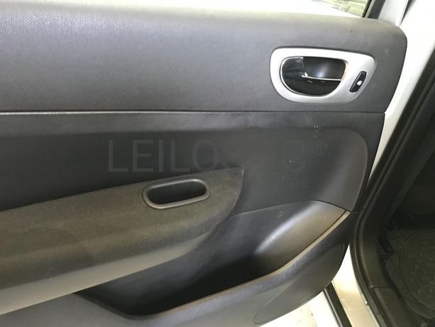 Peugeot 307 1.4 HDI · Ano 2005