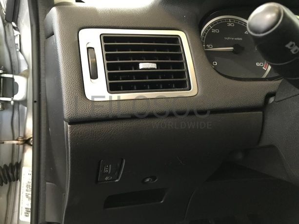 Peugeot 307 1.4 HDI · Ano 2005