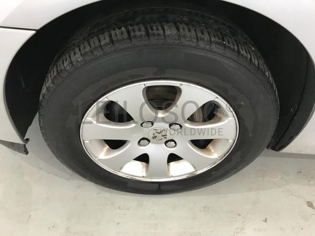 Peugeot 307 1.4 HDI · Ano 2005