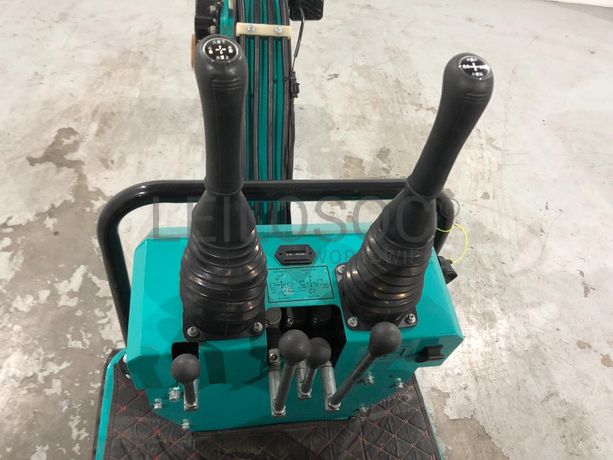 Mini Giratória Rastos JPC PC10 · Ano 2022