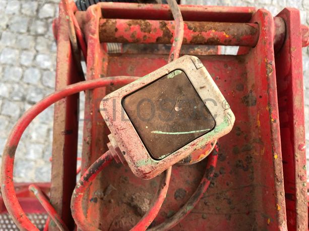 Plataforma Elevatória Haulotte HA15DX · Ano 2000