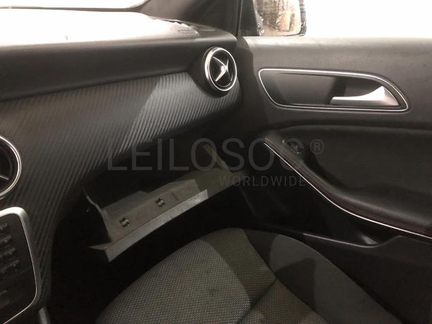 Mercedes-Benz Classe A 200 CDI· Ano 2014