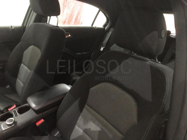Mercedes-Benz Classe A 200 CDI· Ano 2014