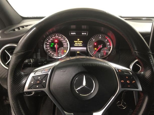 Mercedes-Benz Classe A 200 CDI· Ano 2014