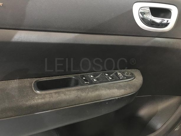 Peugeot 307 SW 1.6 HDI · Ano 2006