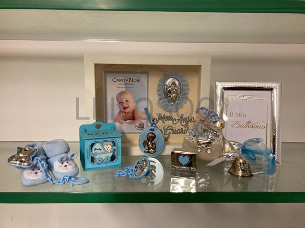 Molduras de Bebé + Medalha de Berço + Caixa para dente + Porta-chupetas + Sapatinhos de Bebé + Sino e saquinho de bebé + Caixa Azul
