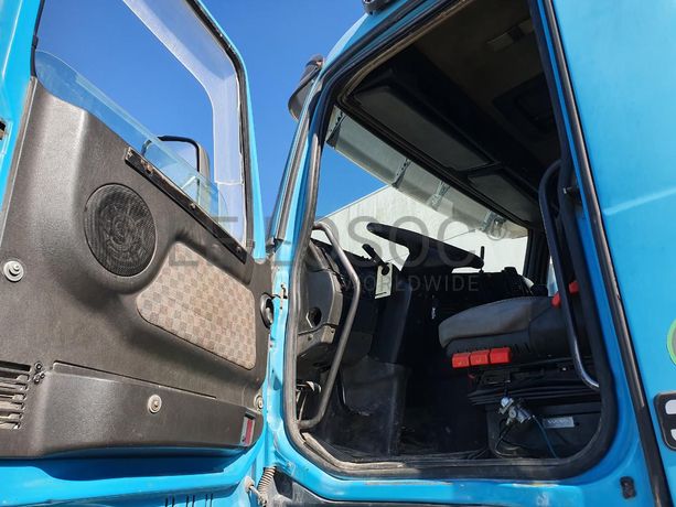 Volvo FH12 380 (8x4) Basculante · Ano 1998