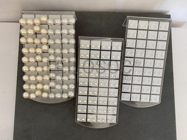 Brincos em prata e outros materiais