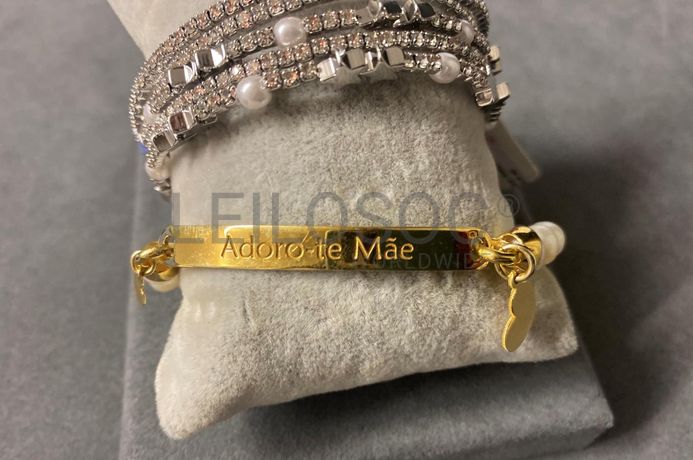 Pulseiras em prata e outros materiais