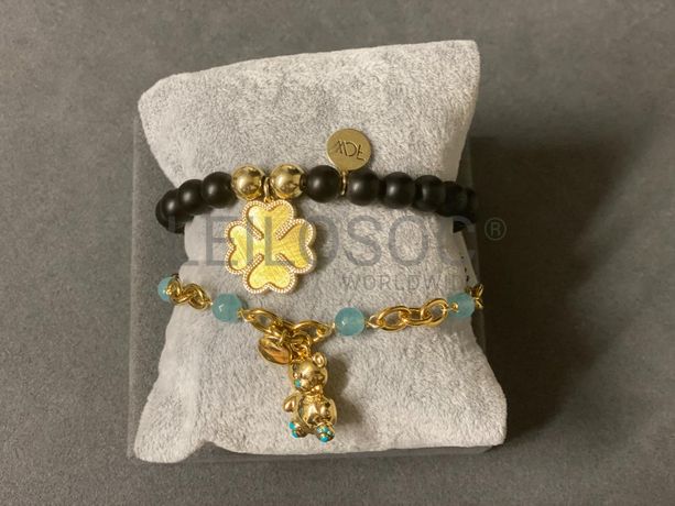 Pulseiras em prata e outros materiais