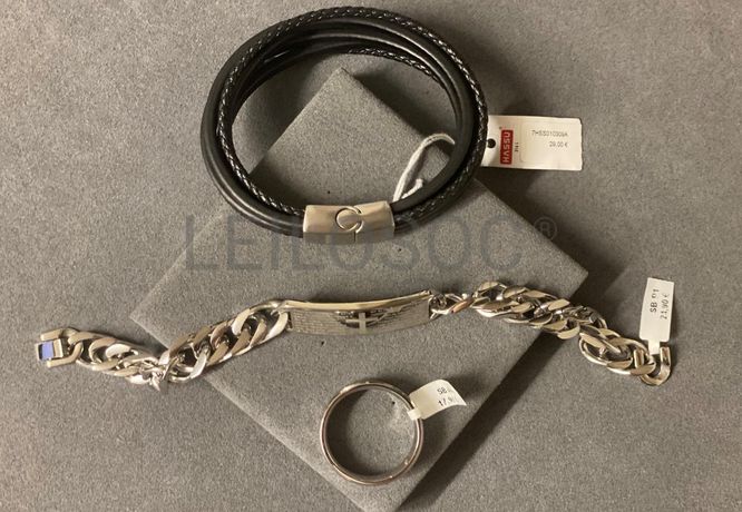 Pulseiras + Anel em prata e outros materiais