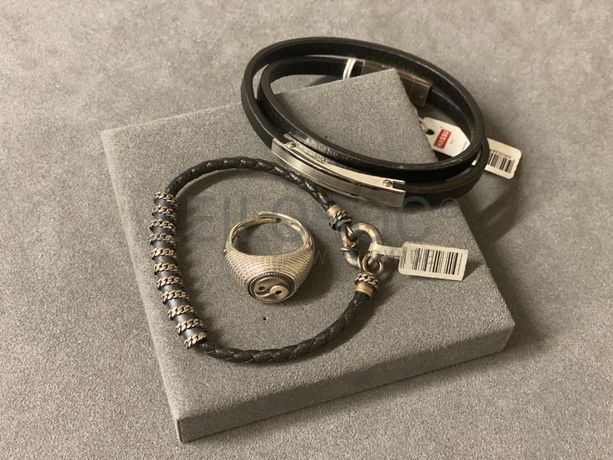 Pulseiras + Anel em prata e outros materiais