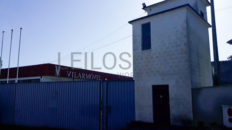 Armazéns + Lote para Construção + Terrenos · Ourém