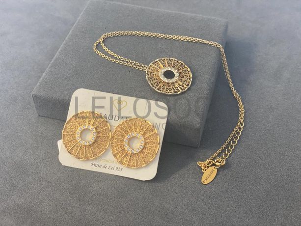 Par de Brincos em Filigrana + Fios