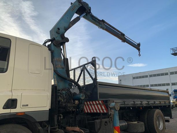 DAF CF 75.360 Tribasculante com Grua · Ano 2007